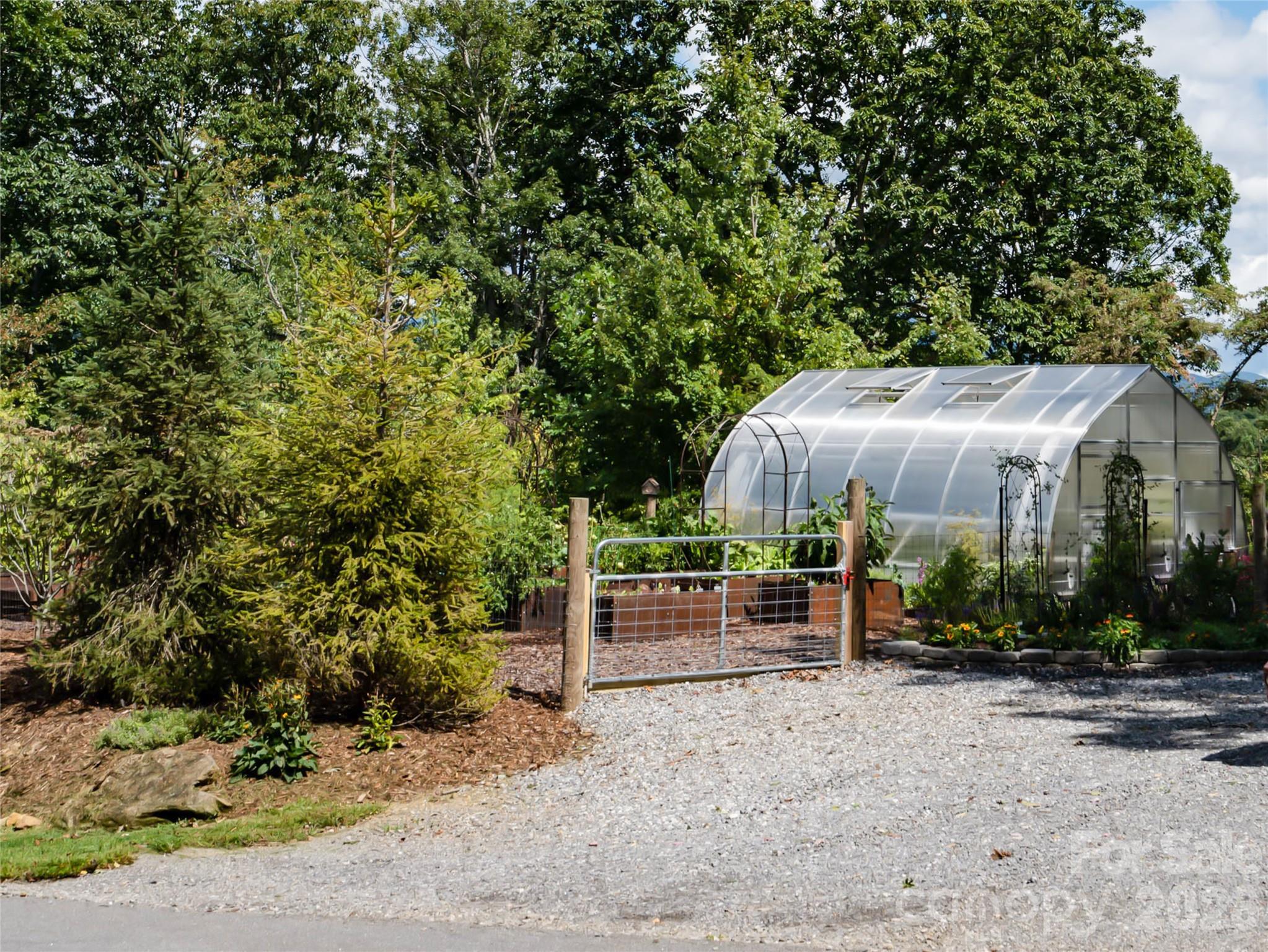 1043 Moss Creek Lane Unit: 69