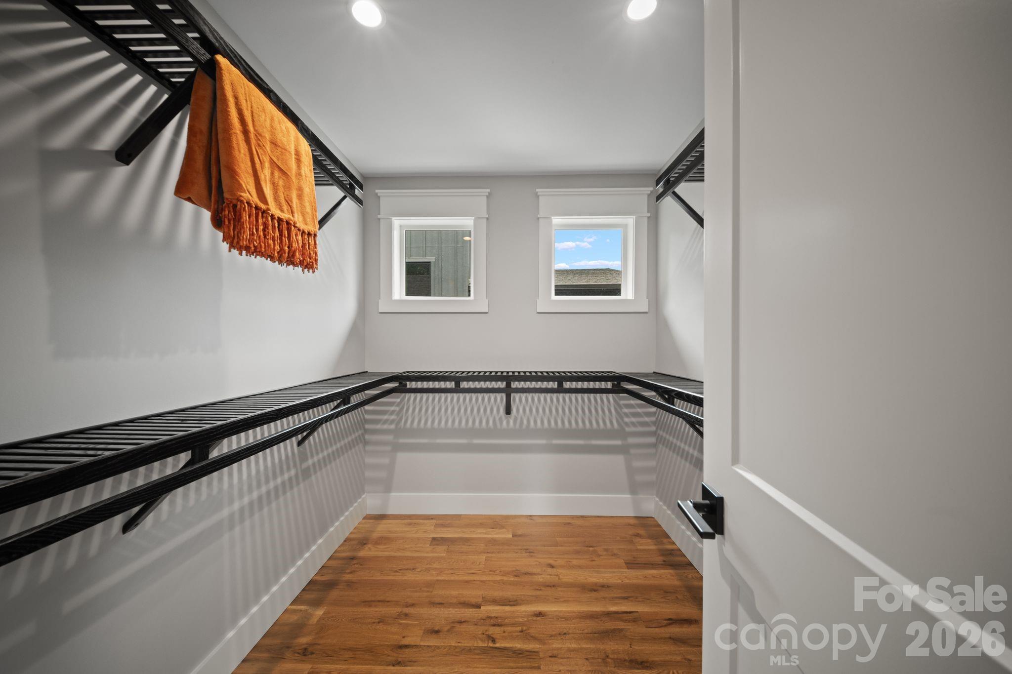89 Glendale Avenue