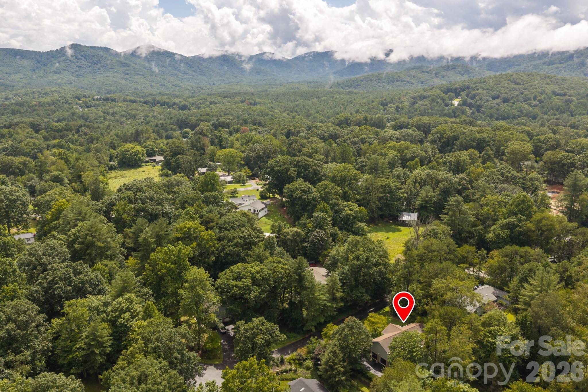 23 S Oaks Circle