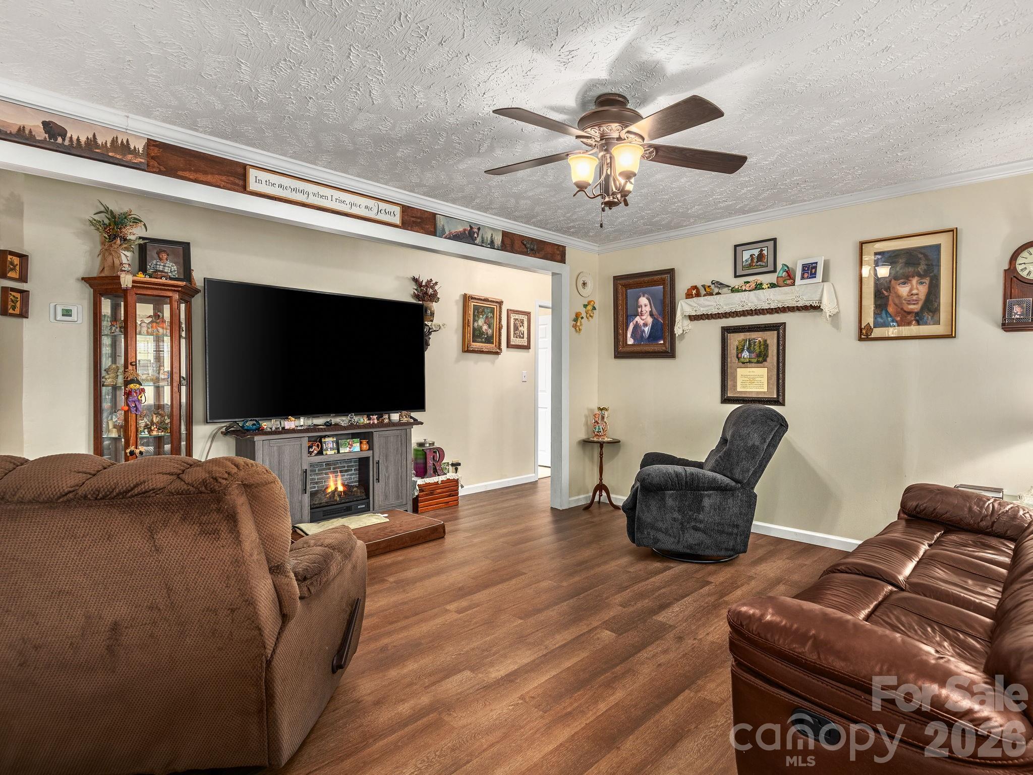 380 Green Acres Drive