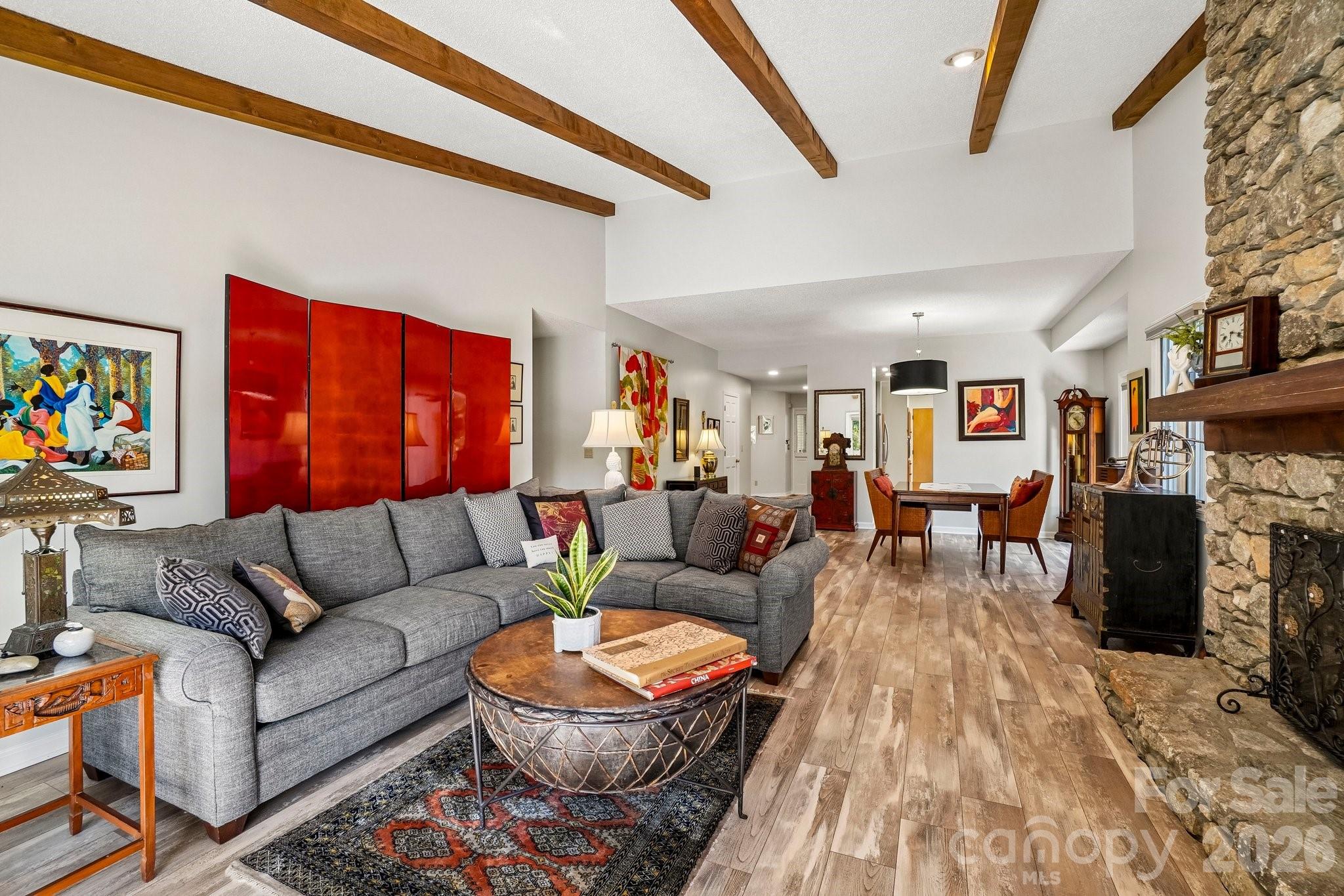 15 Stony Ridge