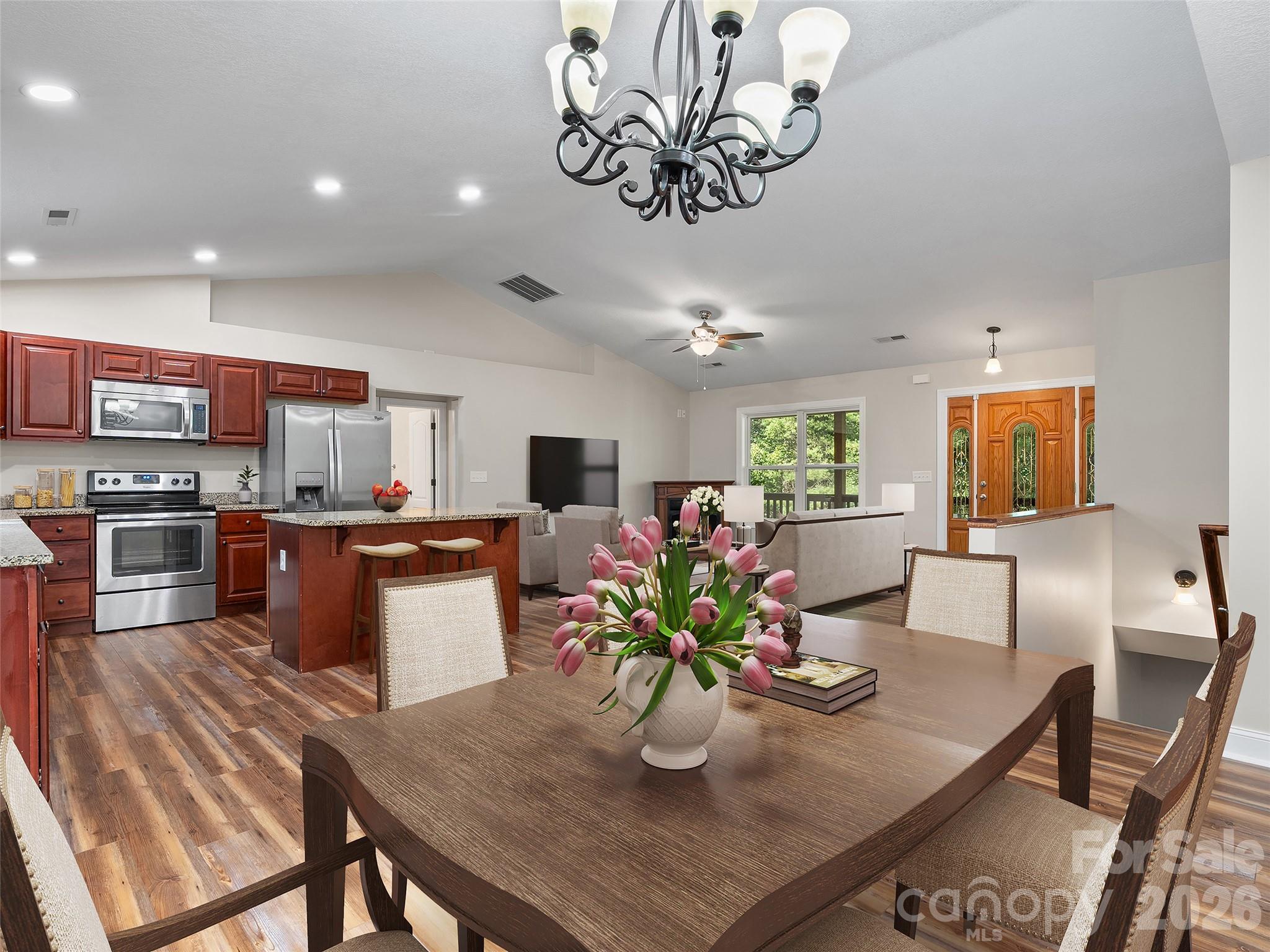 11 Tahchee Trail