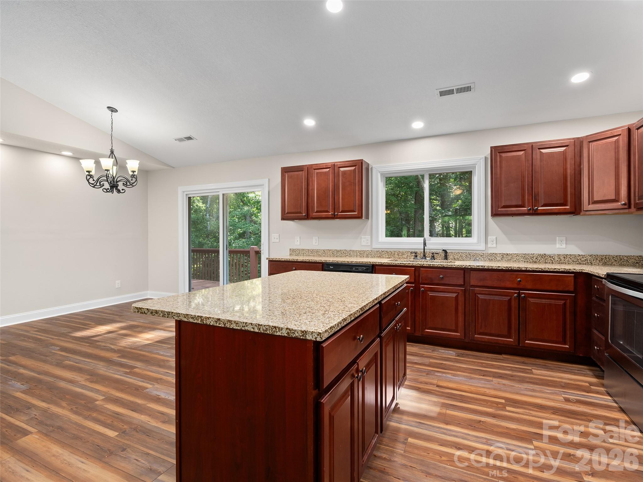 11 Tahchee Trail