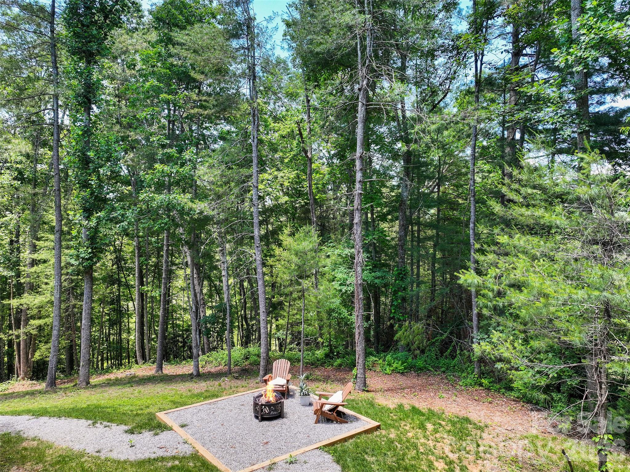 11 Tahchee Trail
