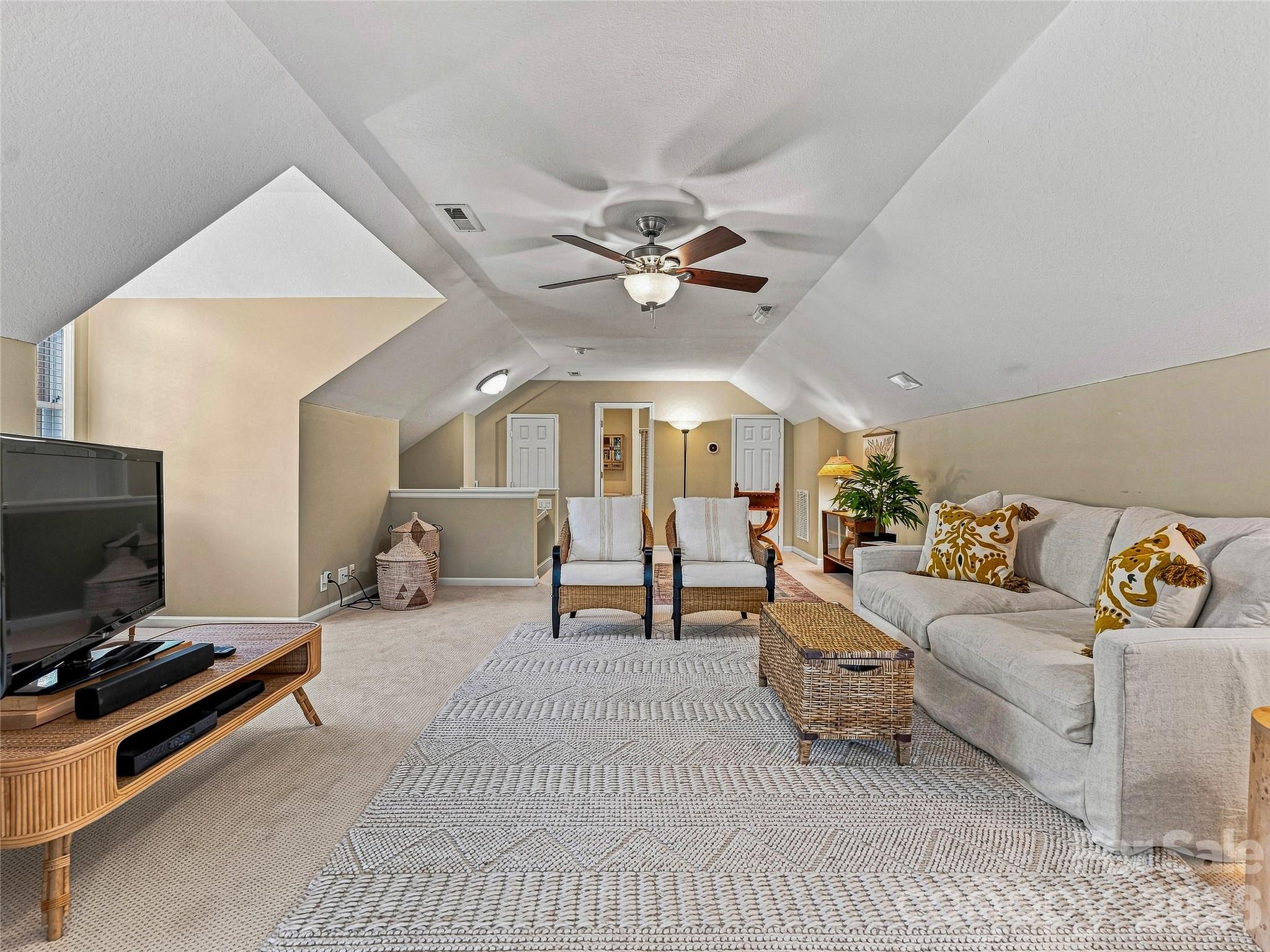 34 Ridge Glen Lane