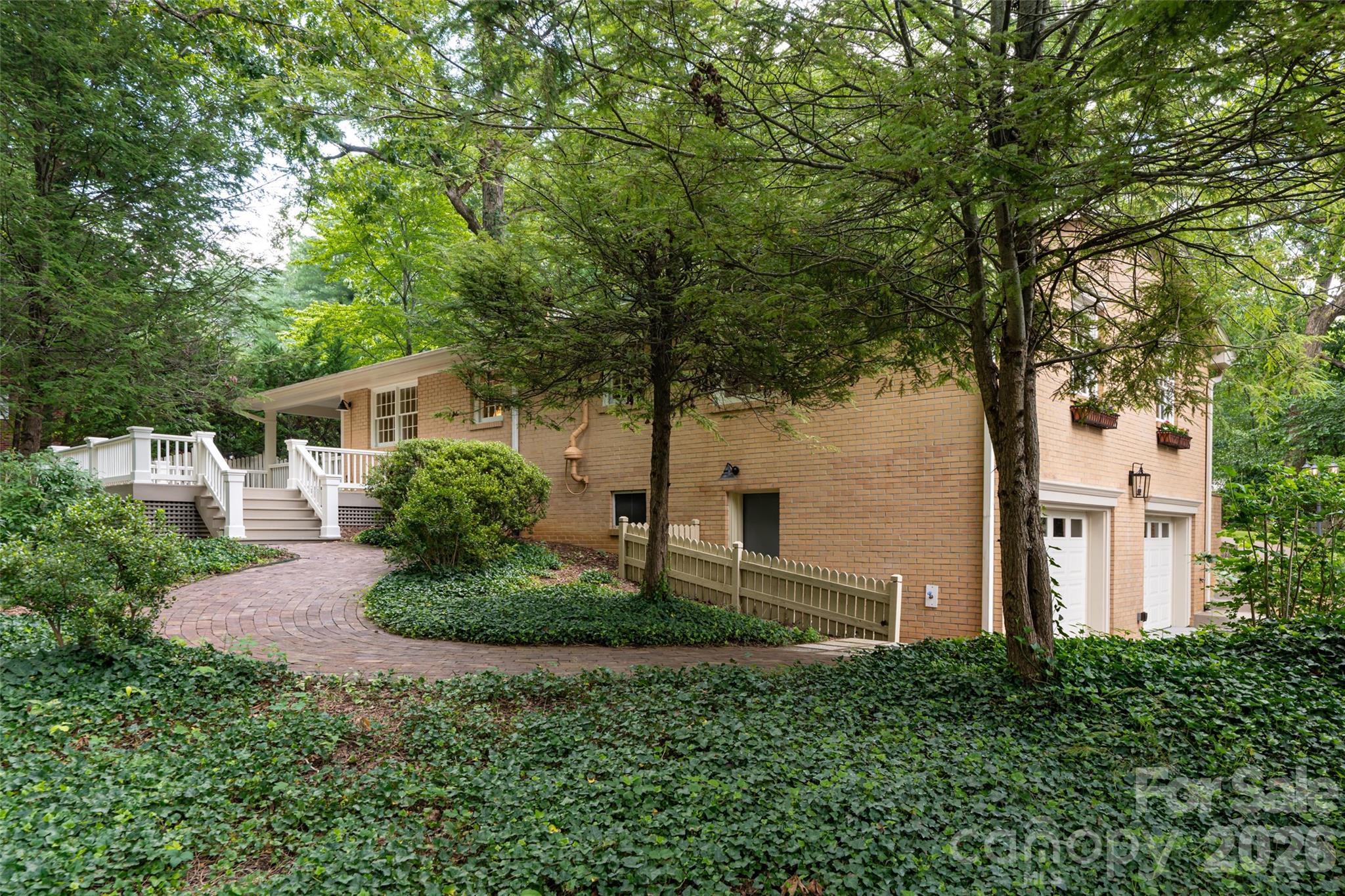 30 Stockwood Road