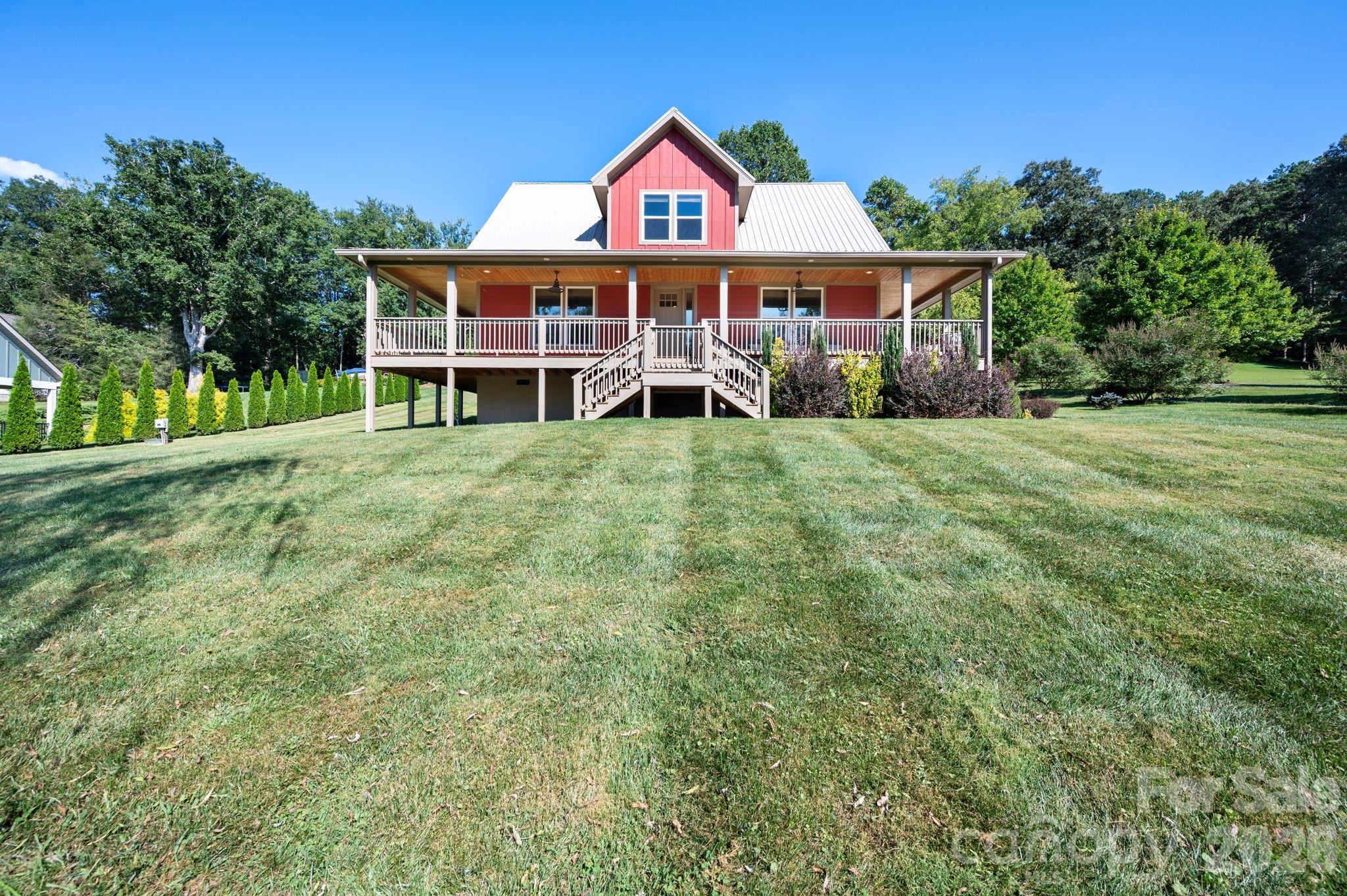 8 W Haven Lane