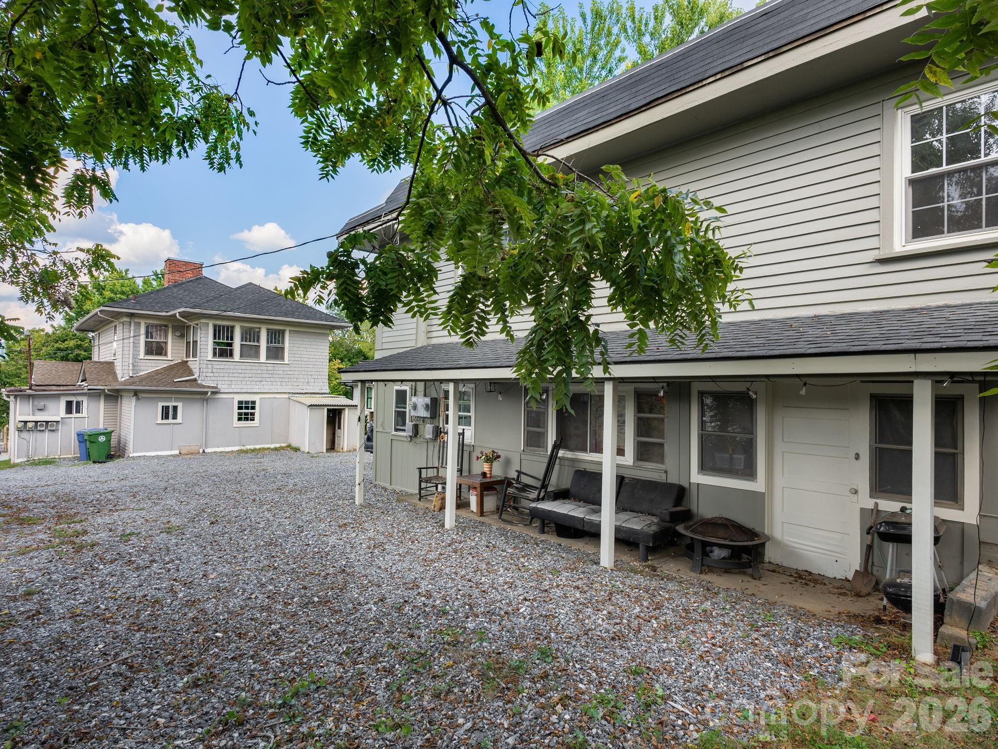 117 & 119 Spears Avenue
