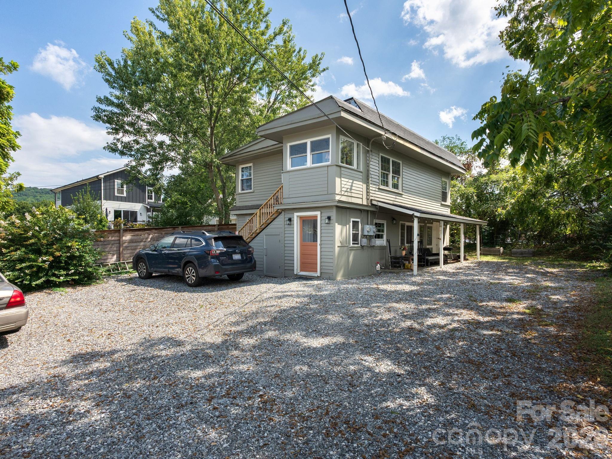 117 & 119 Spears Avenue