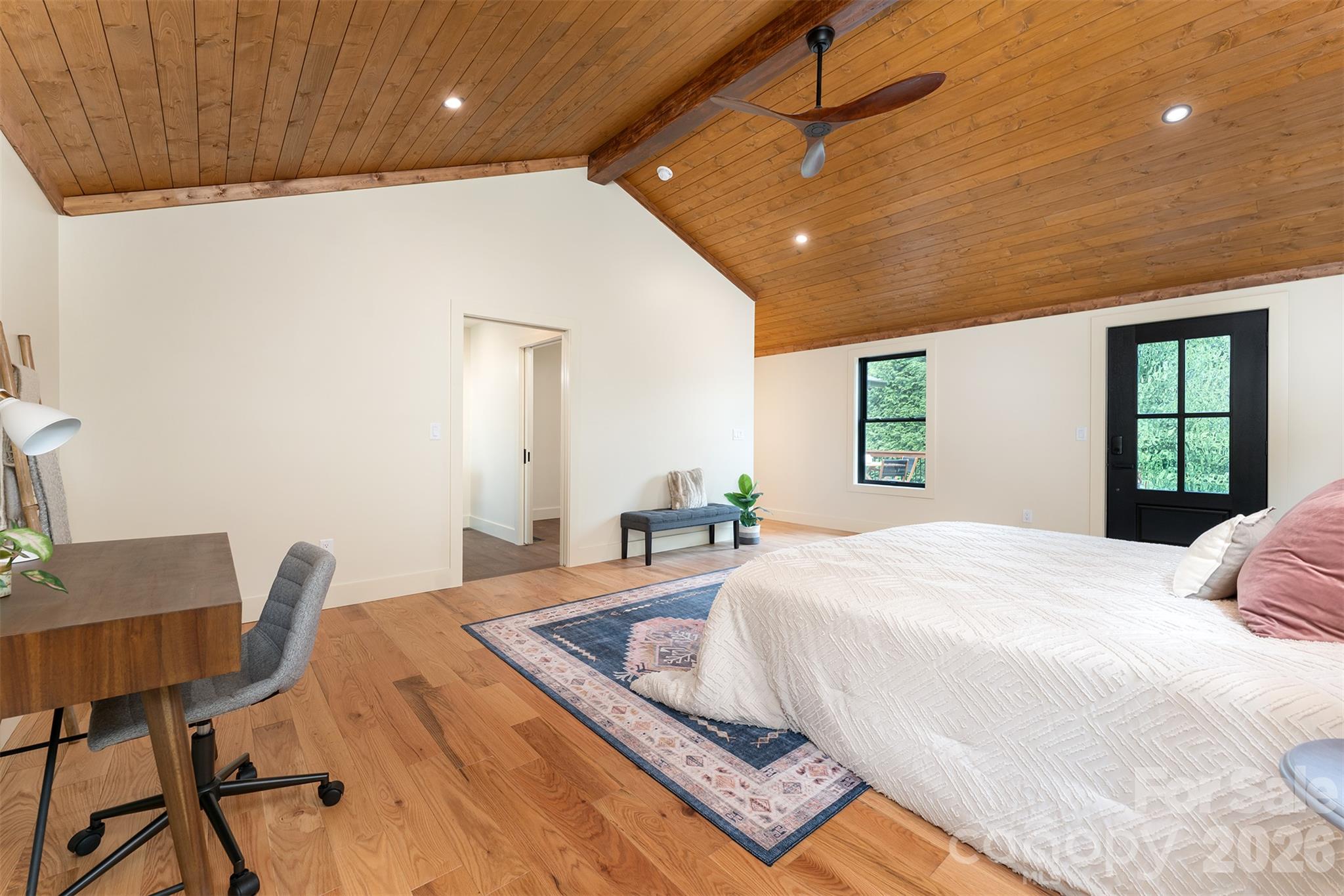 11 Pine Circle