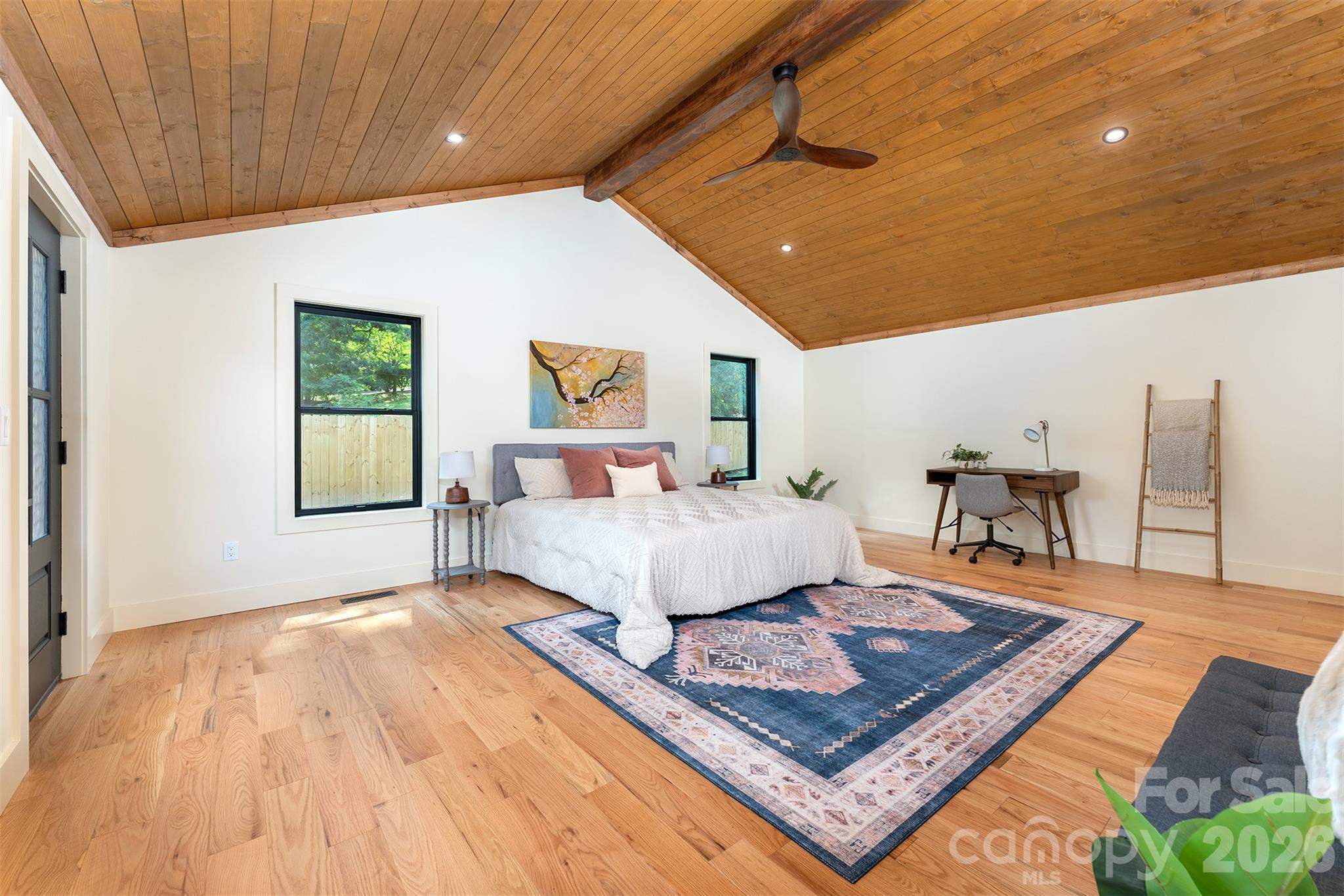 11 Pine Circle