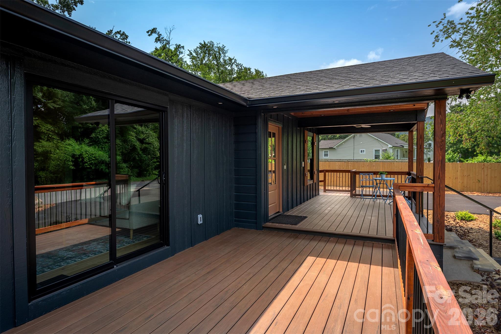 11 Pine Circle