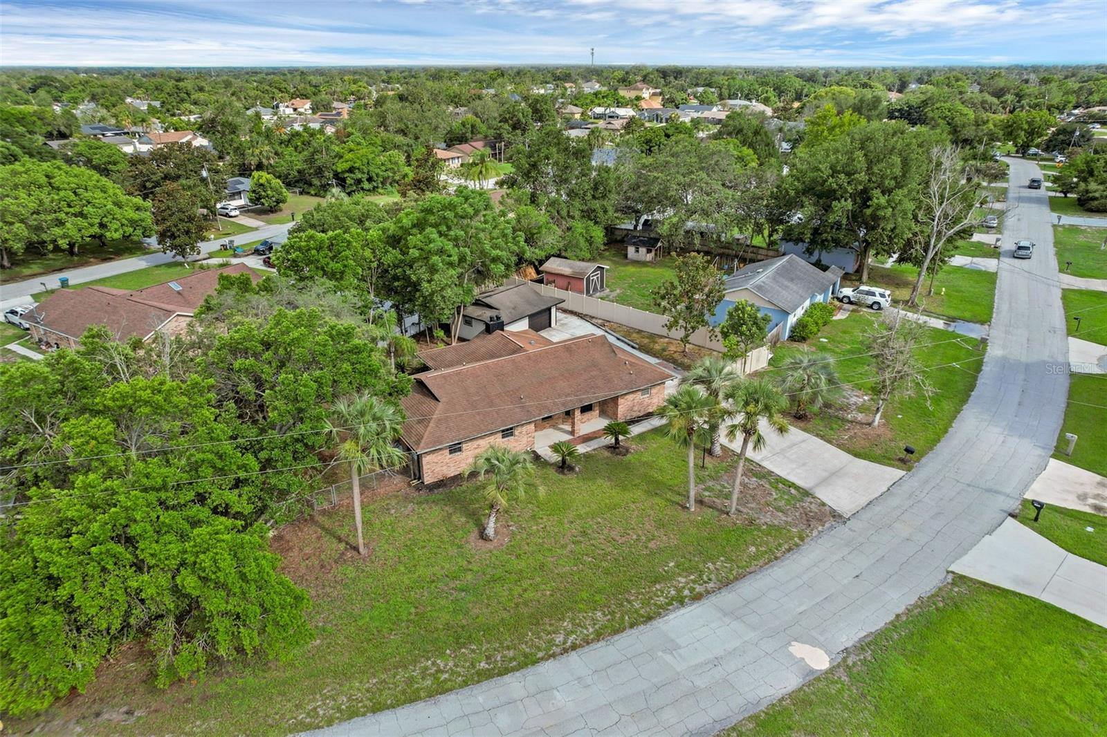 1547 BAVON DR