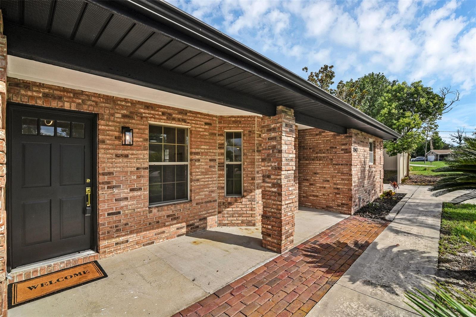 1547 BAVON DR