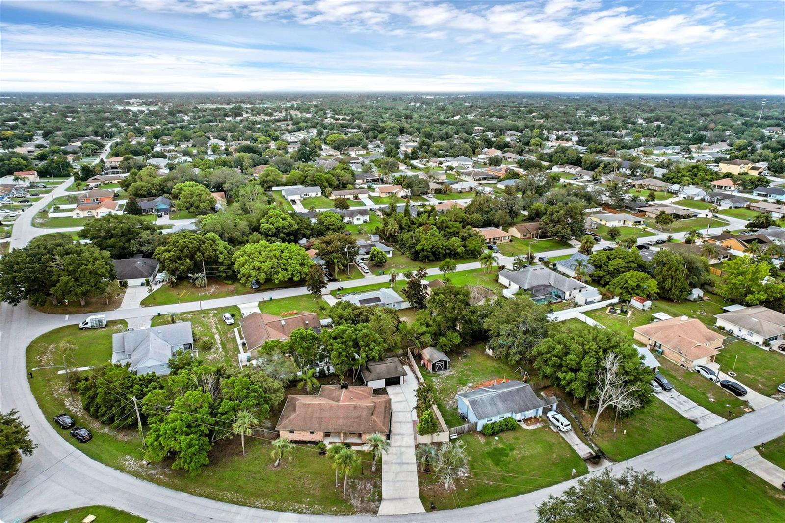 1547 BAVON DR