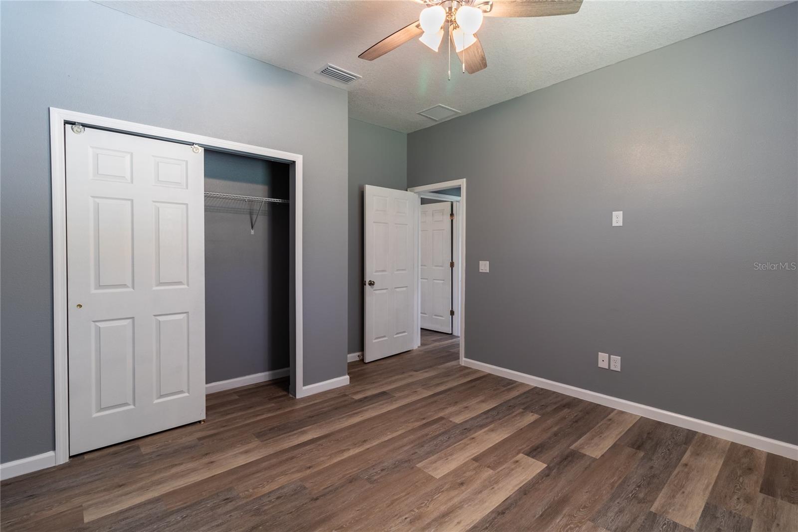 41550 ROYAL TRAILS RD
