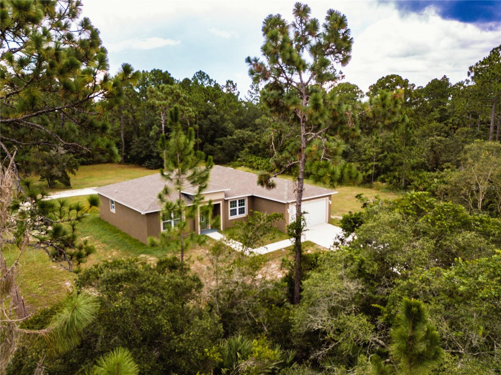 41550 ROYAL TRAILS RD