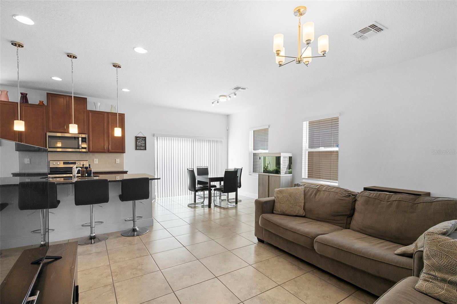 5601 ESTERO LOOP