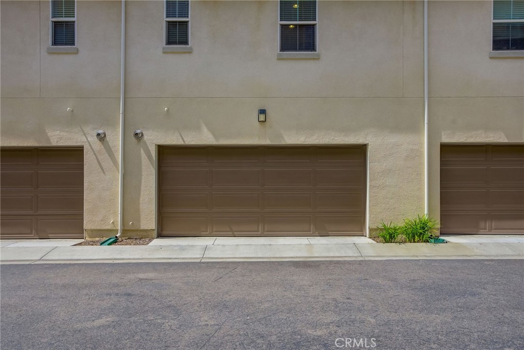 2651 W Lincoln Avenue 26