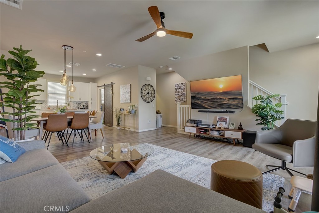 2651 W Lincoln Avenue 26