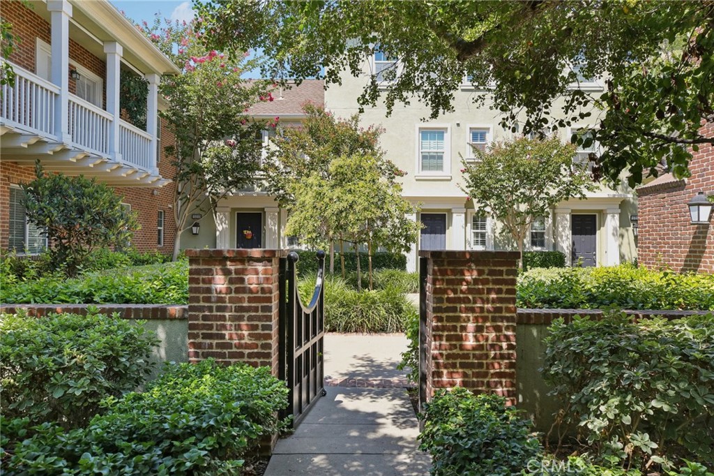 15212 Cambridge Street