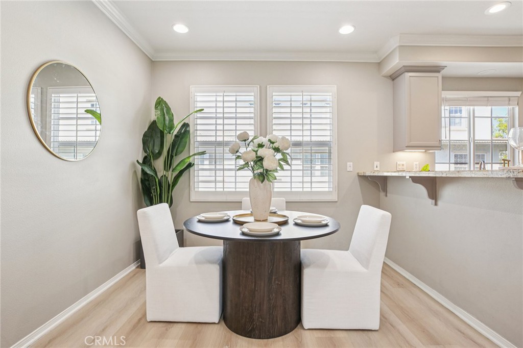 15212 Cambridge Street