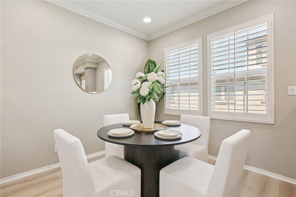 15212 Cambridge Street