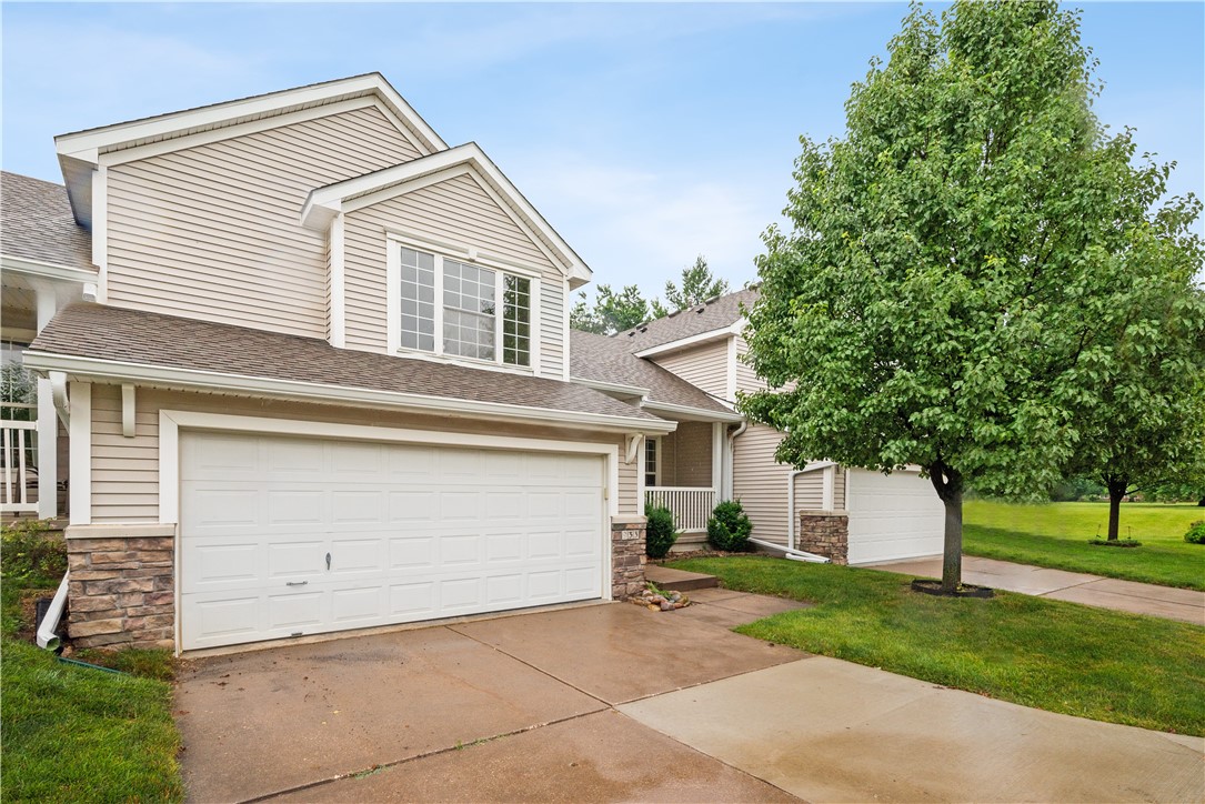 933 NW Prairie Ridge Drive