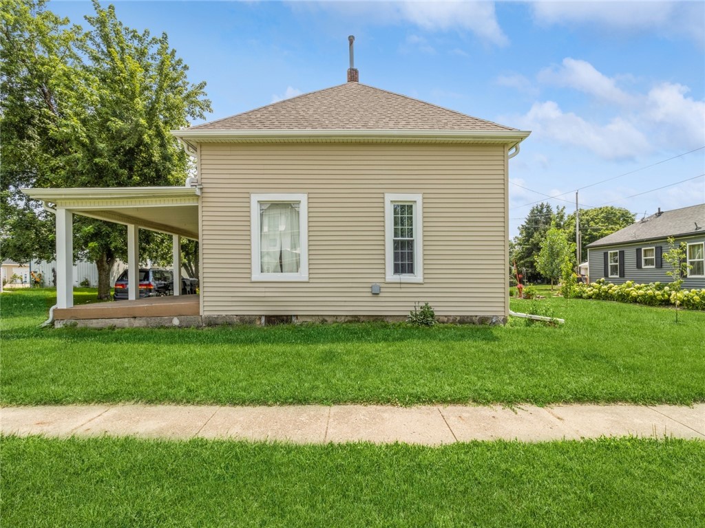 105 W Station Street