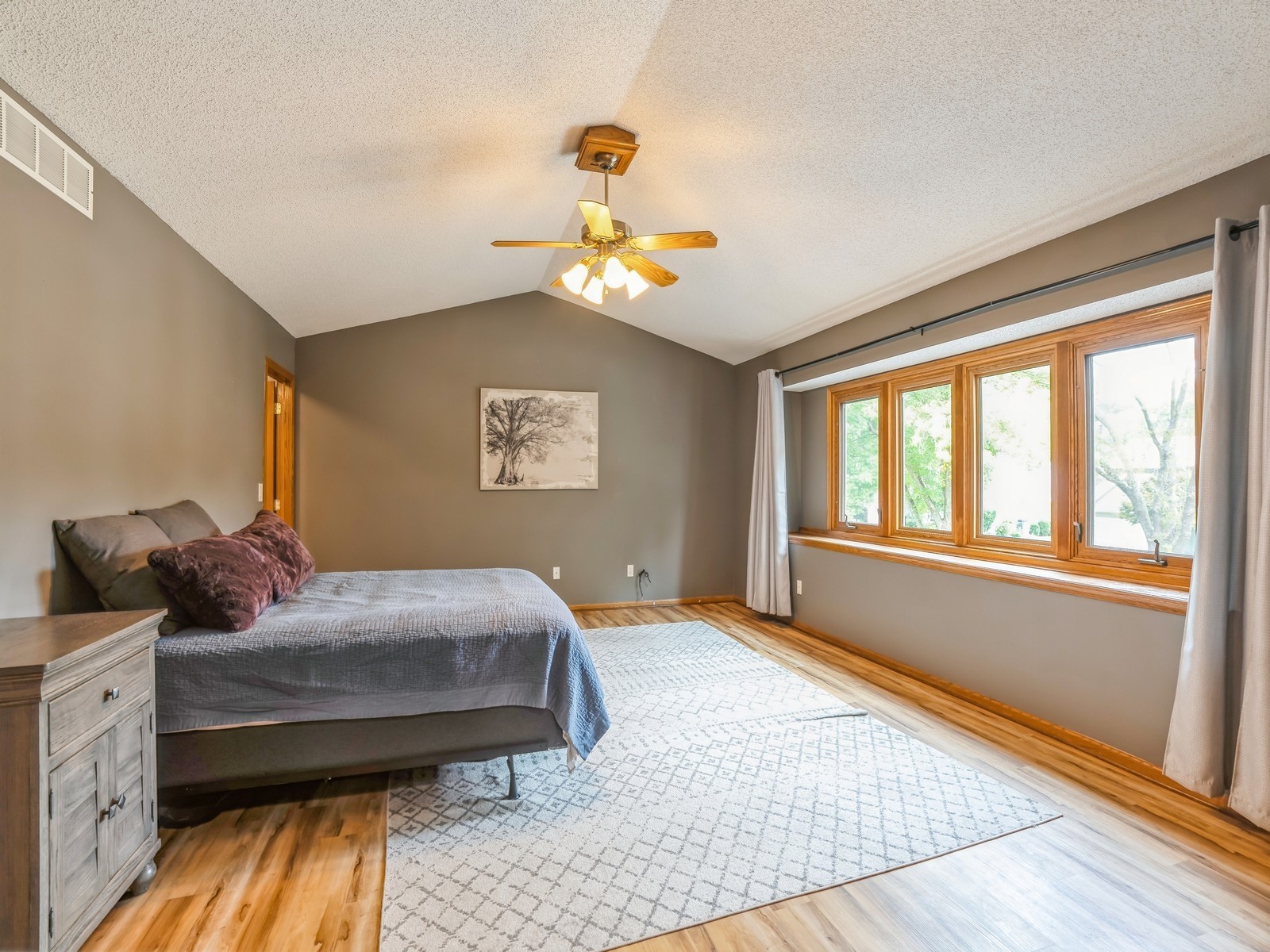 3408 Valley View Drive