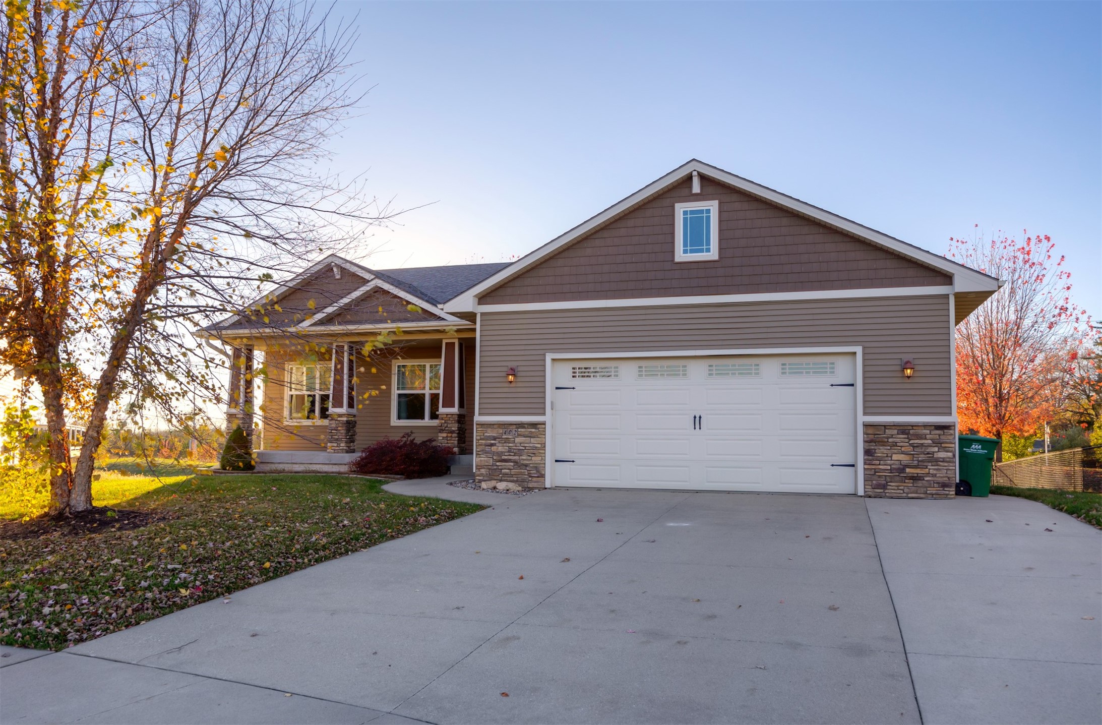 402 NW Cherry Glen Drive