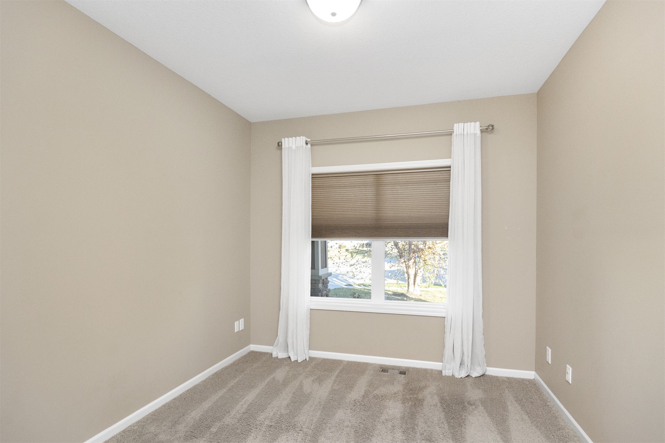 402 NW Cherry Glen Drive