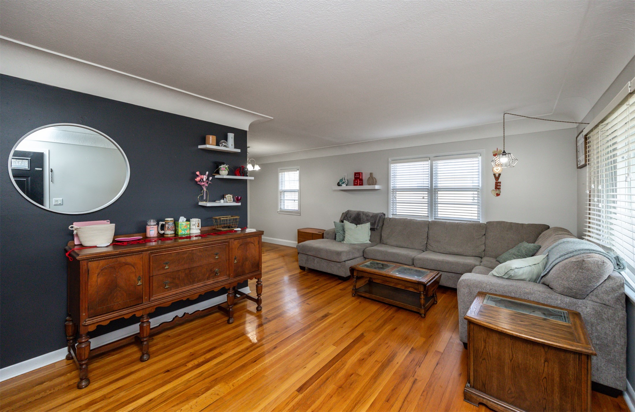 5012 Lyndale Drive