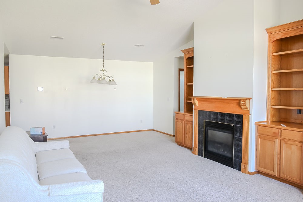 9516 Garnet Lane