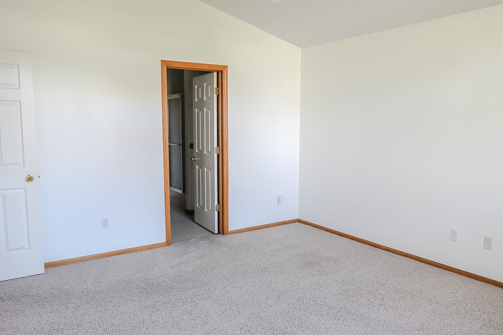 9516 Garnet Lane