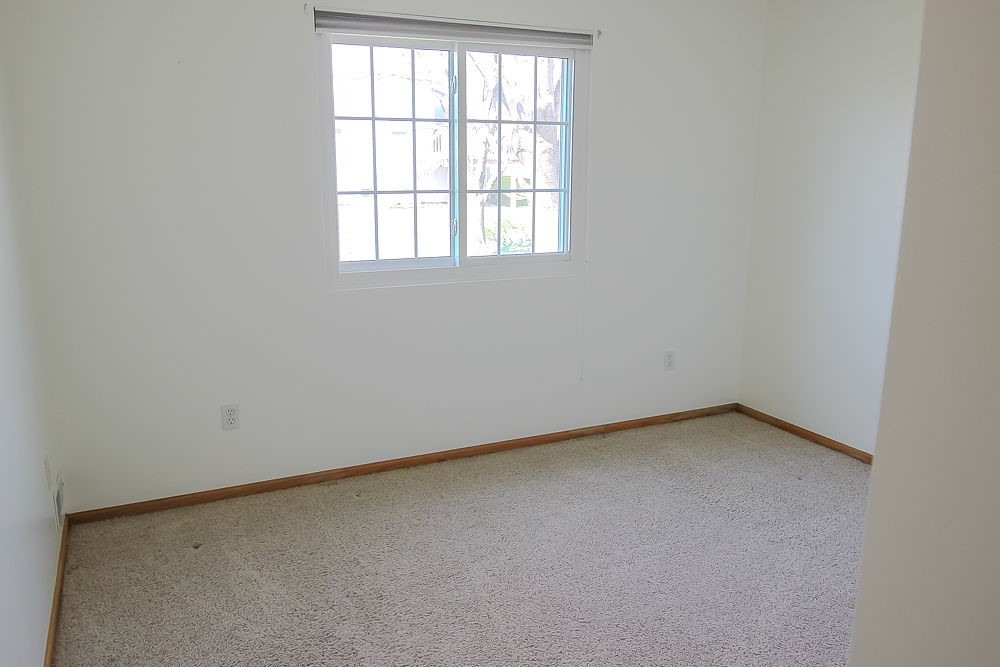 9516 Garnet Lane