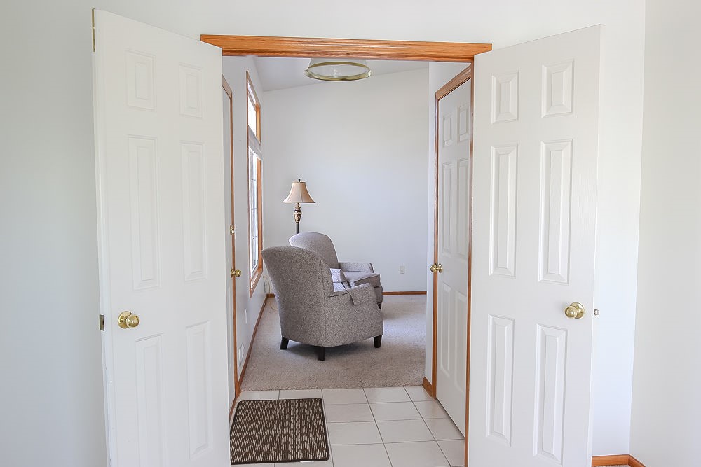 9516 Garnet Lane