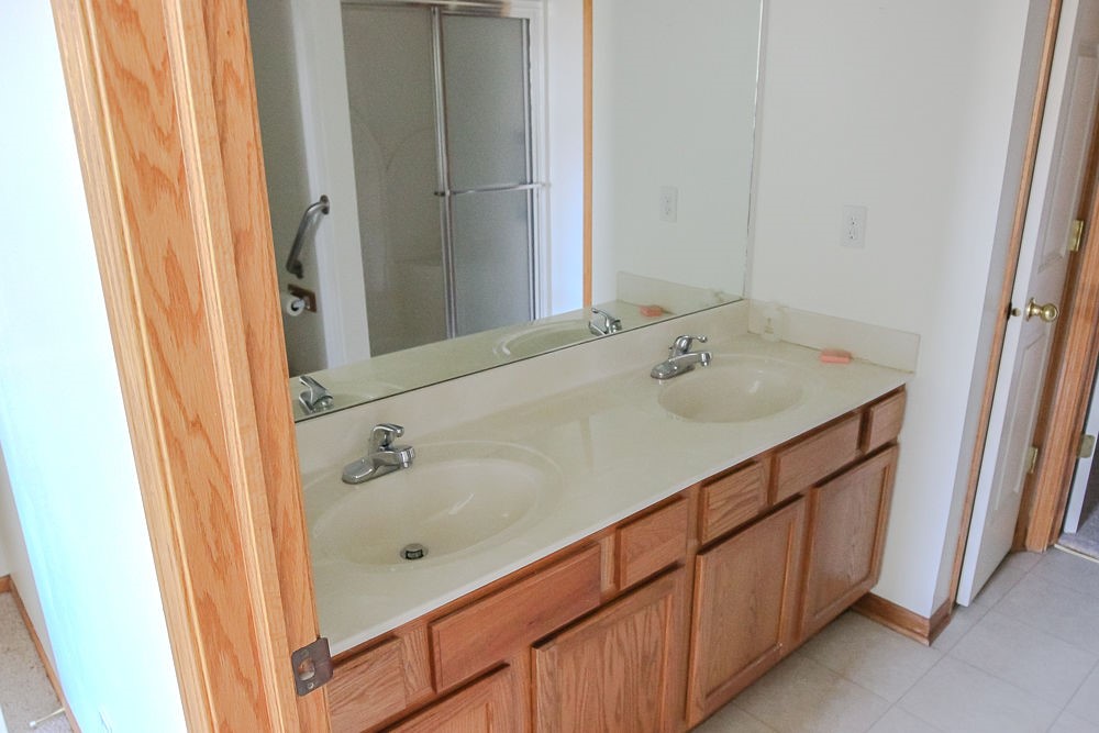 9516 Garnet Lane