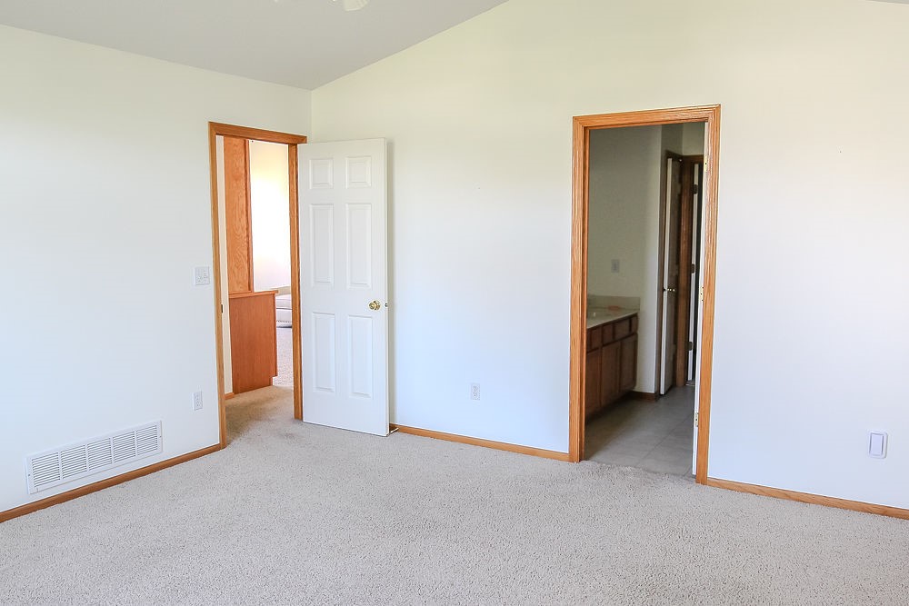 9516 Garnet Lane