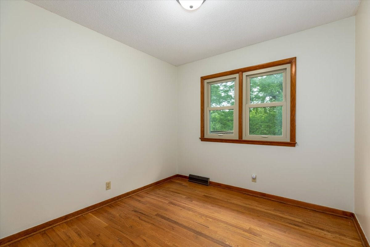 1060 NW 70th Place