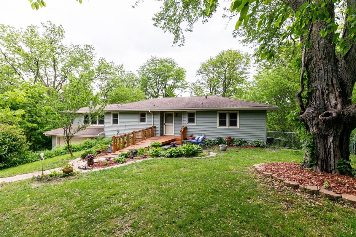 1060 NW 70th Place