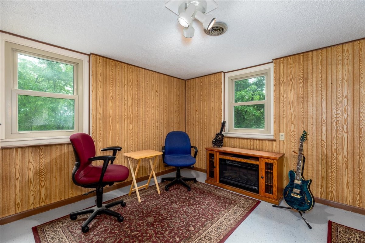 1060 NW 70th Place