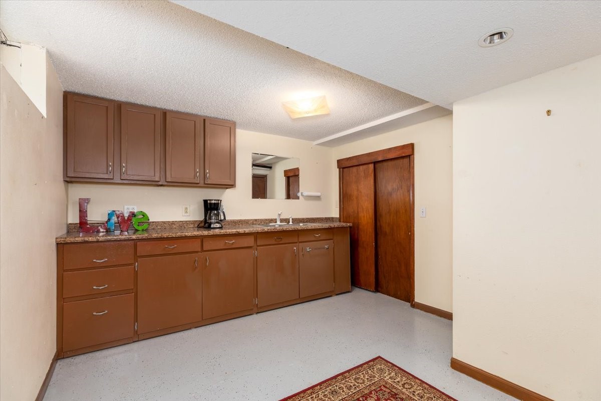 1060 NW 70th Place