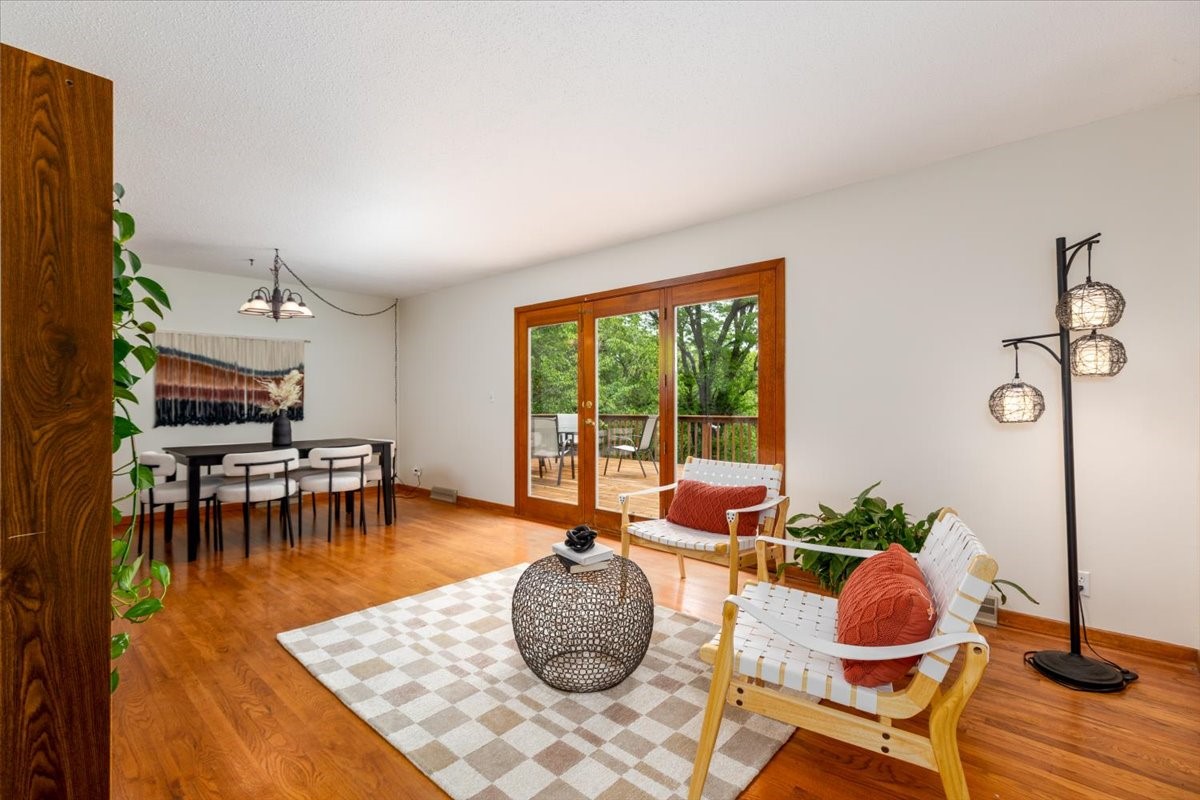 1060 NW 70th Place
