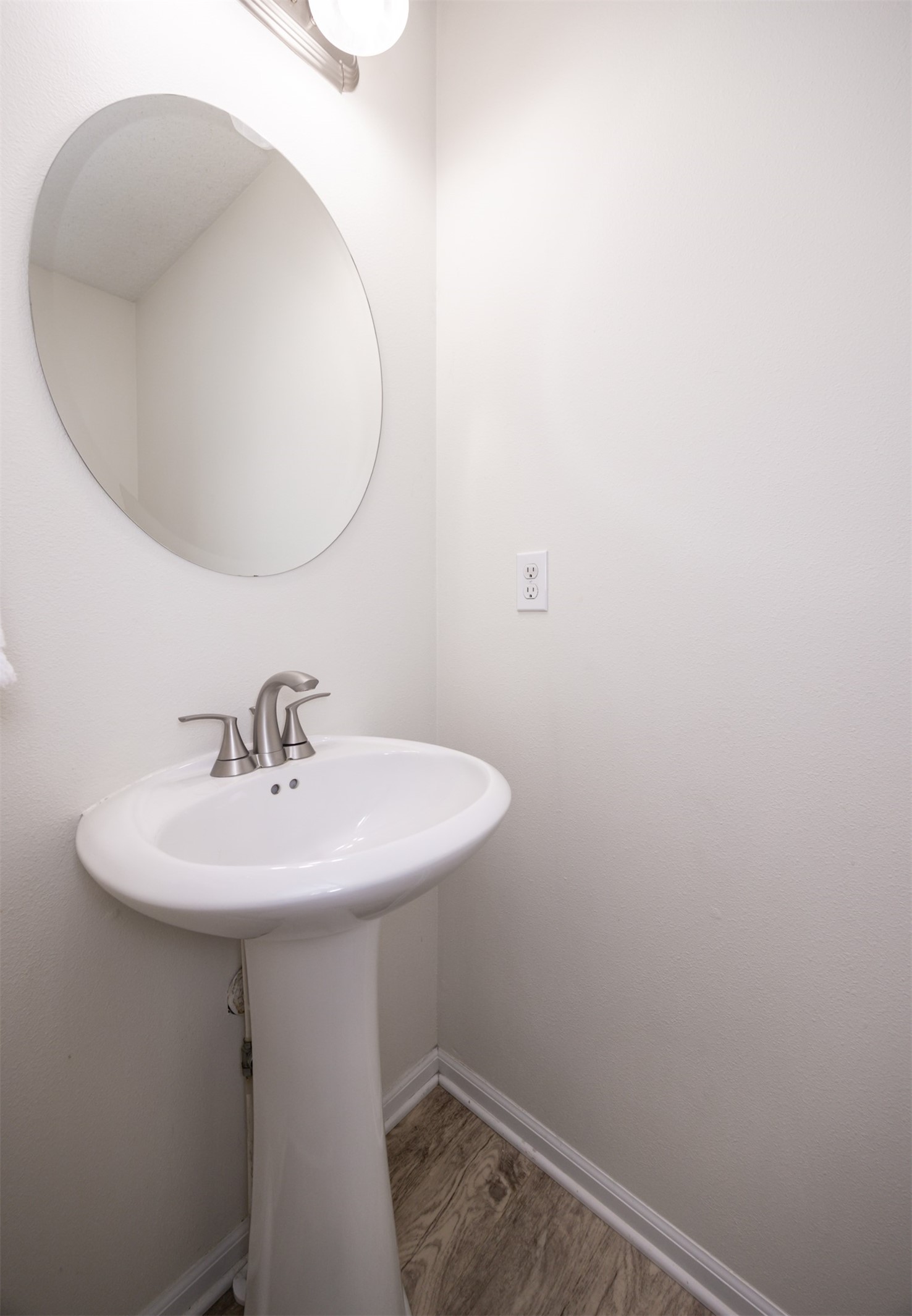 10303 Stonebridge Drive