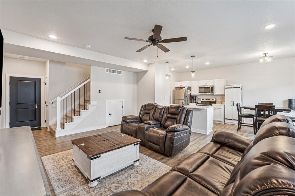 6949 Holly Court