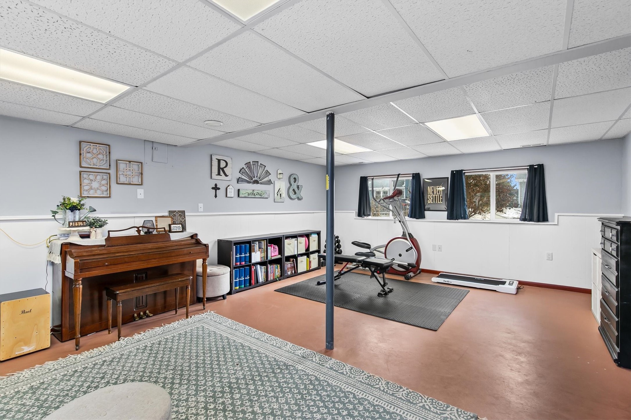 709 NE 9th Street