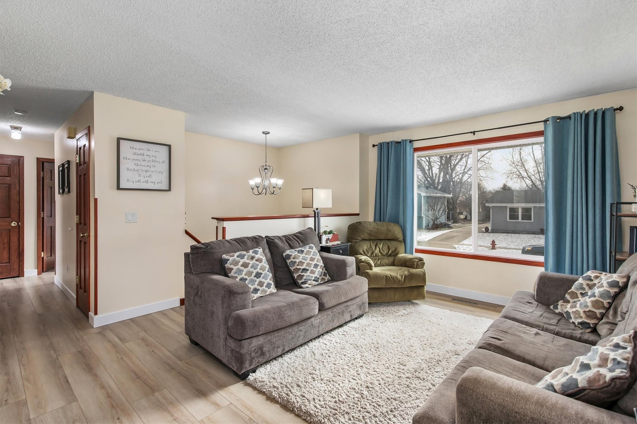 709 NE 9th Street