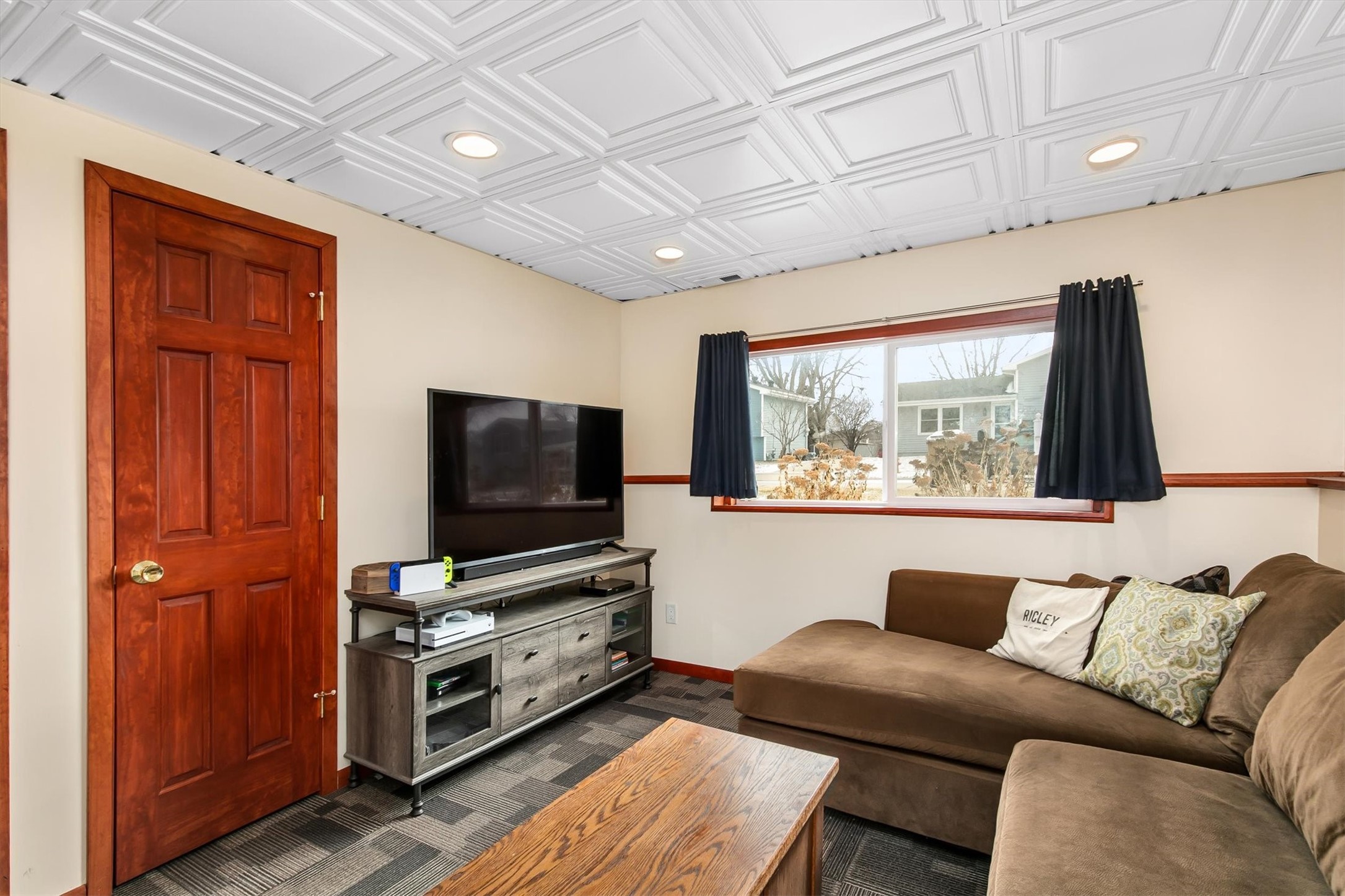 709 NE 9th Street
