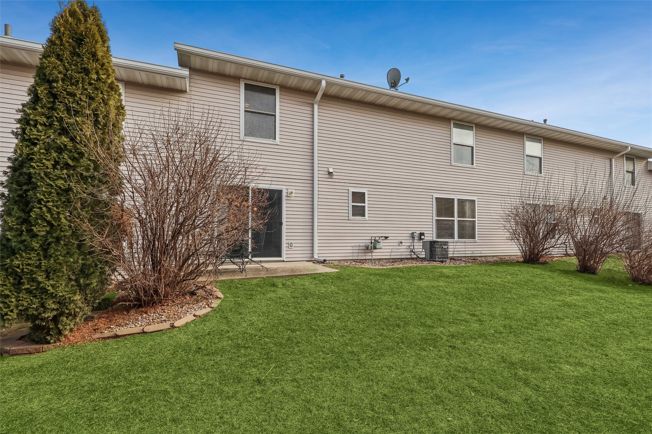 1013 NW Prairie Ridge Drive